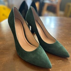 Marc Fisher suede heels US 5.5